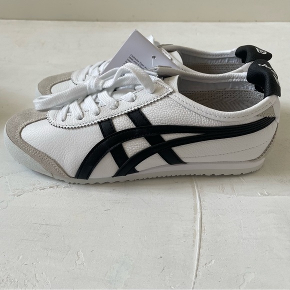 Onitsuka Tiger MEXICO 66 1183A201 126 WHITE BLACK Size US 4.5 EURO 37 NIB - Picture 3 of 11
